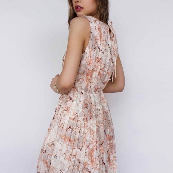 Women's Amber Decade Dress | Small | Blue District | Wolf & Badger - Picture 7 of 11